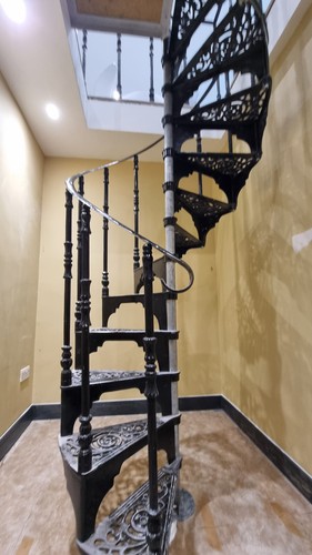 Cast iron spiral stair 1040mm - cast,
